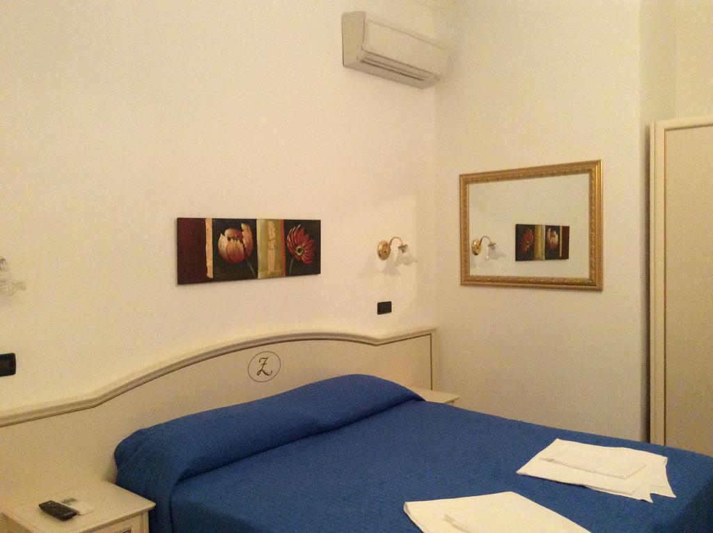 ריומאג'ורה Hotel La Zorza חדר תמונה