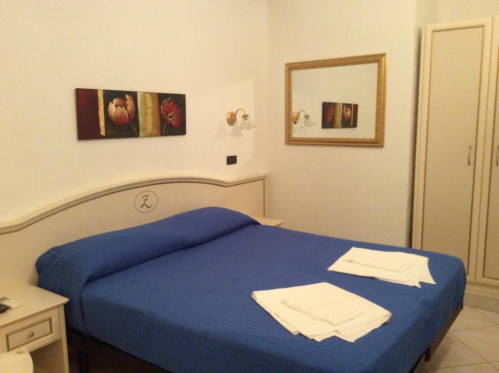 ריומאג'ורה Hotel La Zorza חדר תמונה