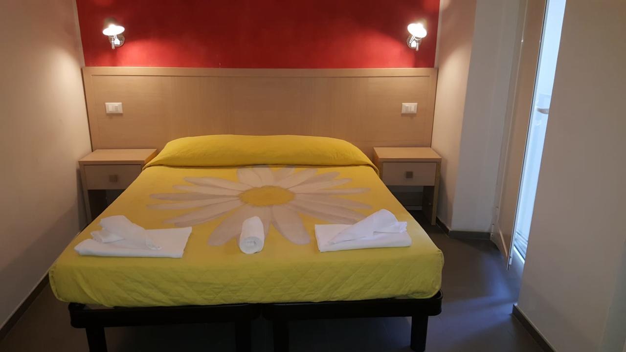 ריומאג'ורה Hotel La Zorza מראה חיצוני תמונה